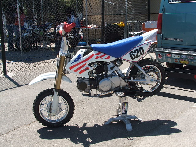 2004_0106Minimoto080077.JPG