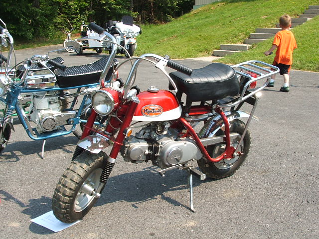 Glen's all original 1970 Honda Z50 K2 w/ rare factory rack.
